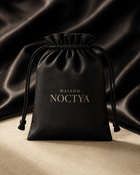 Masque de nuit soie Noctya avec pochette de rangement noire